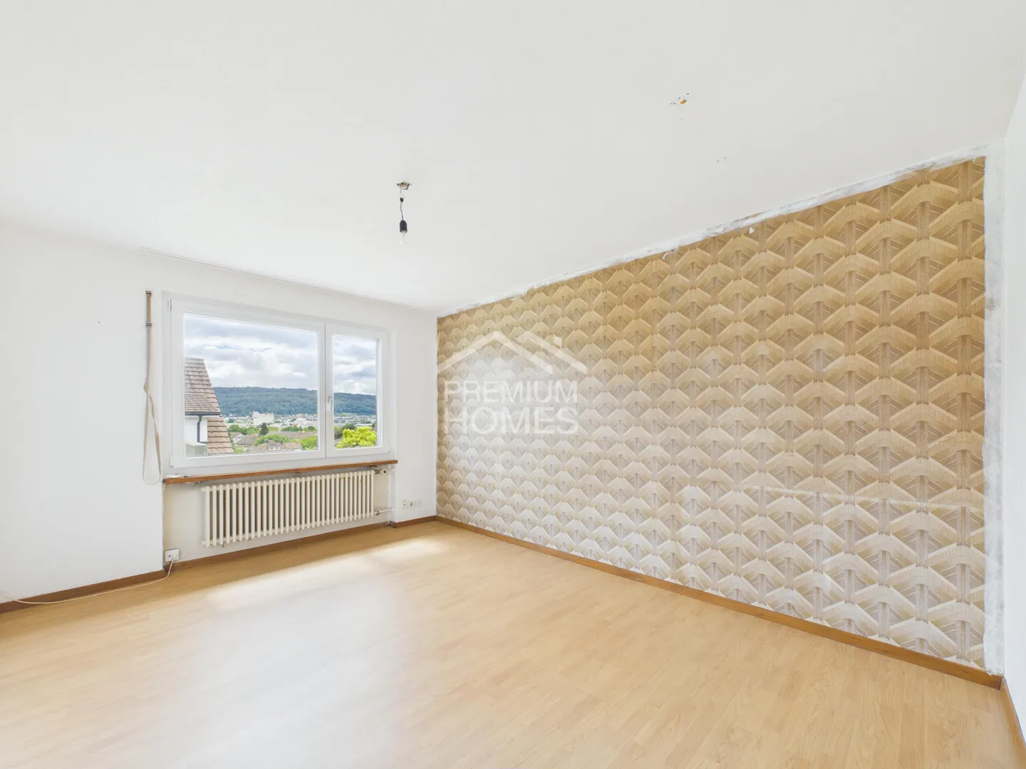 Family House with Apartment - Potential in Prime Location - Photo 9 of 13
