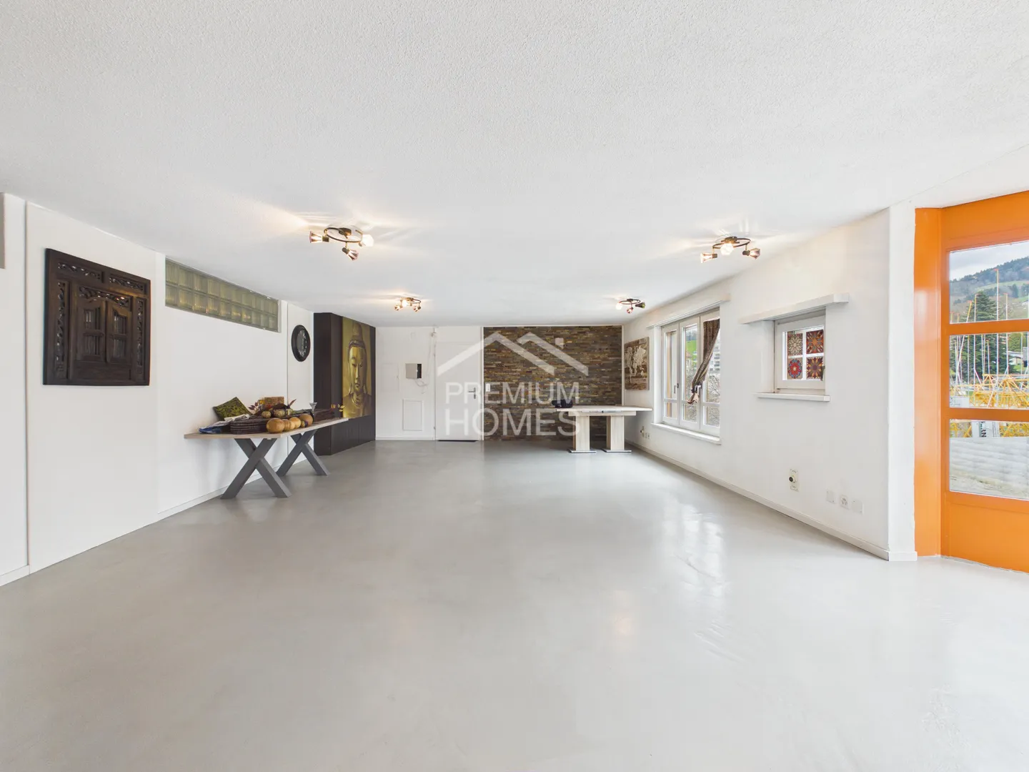 Spazio Commerciale con Potenziale Abitativo - Foto 7 di 10