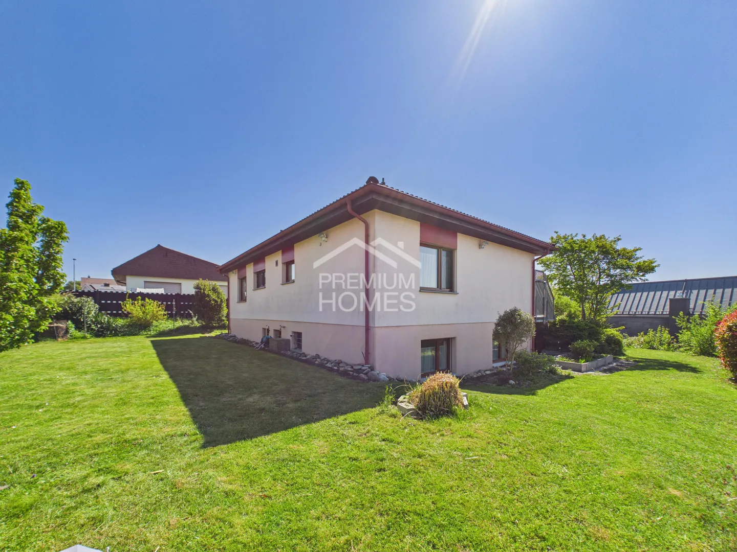 Family Paradise with Dream Garden & Sunshine All Day - Photo 13 of 13