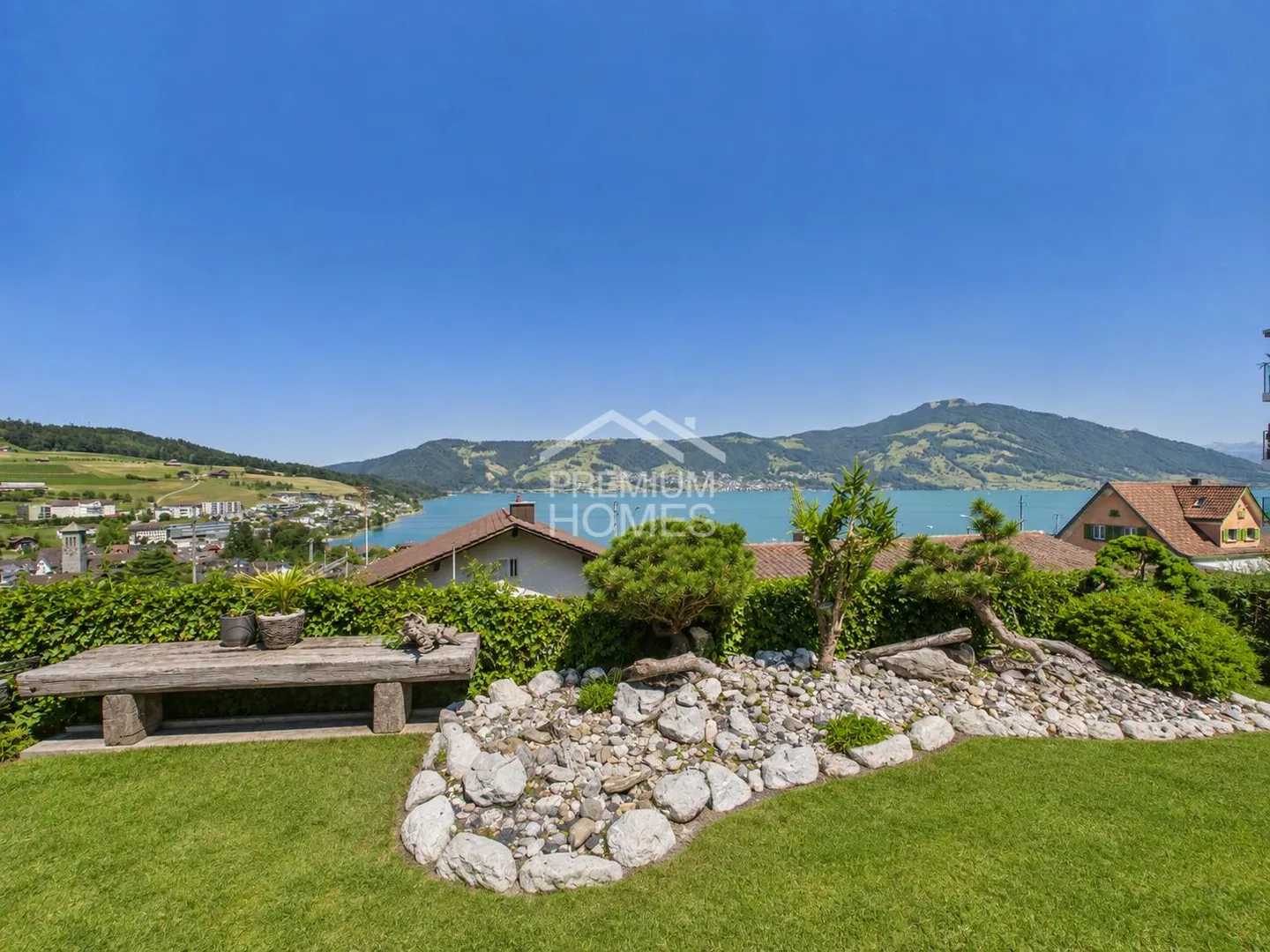 Appartamento giardino esclusivo con vista mozzafiato sul lago e sulle montagne - Foto 1 di 13