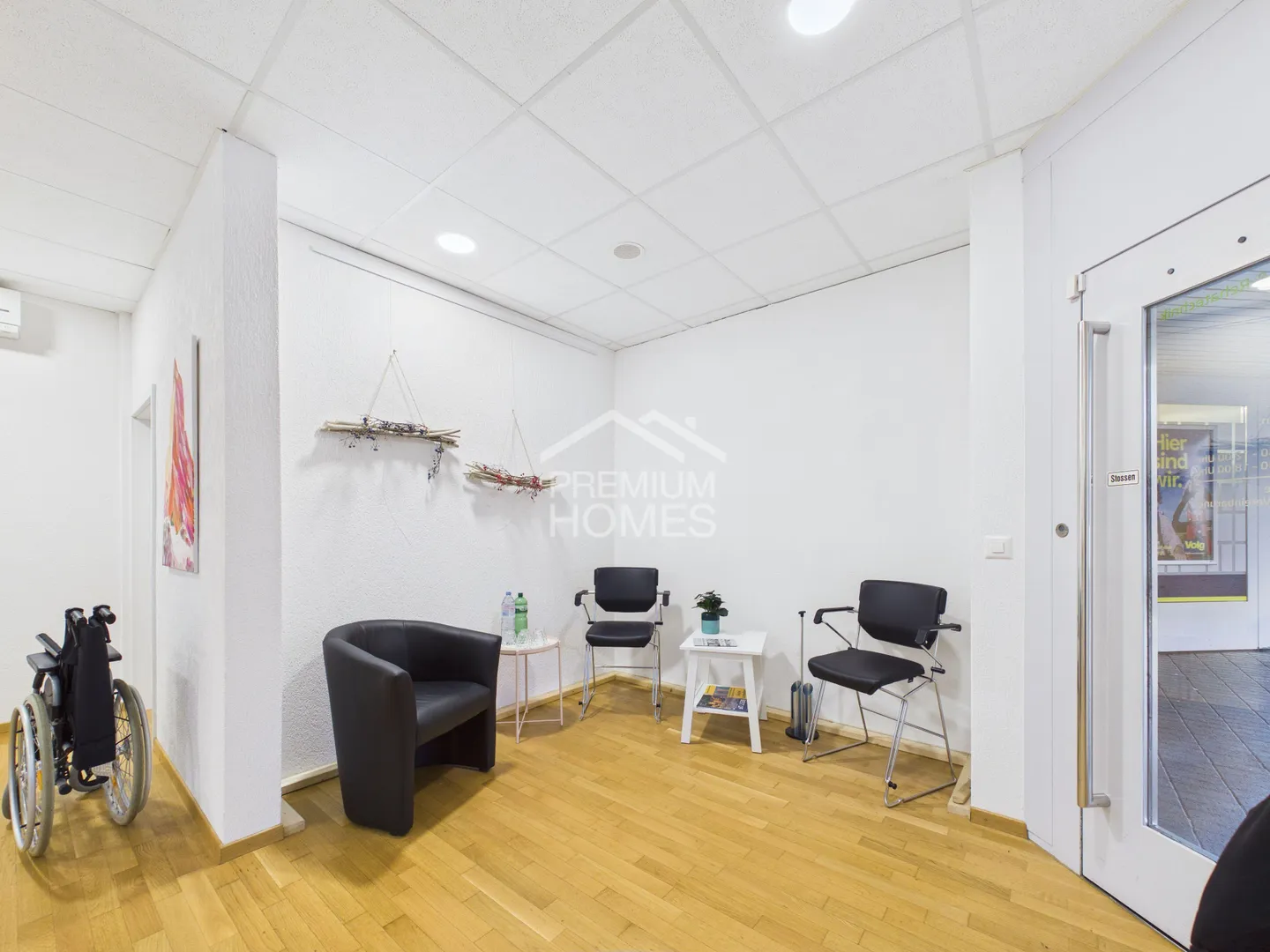 Versatile Commercial Space - Photo 10 of 11