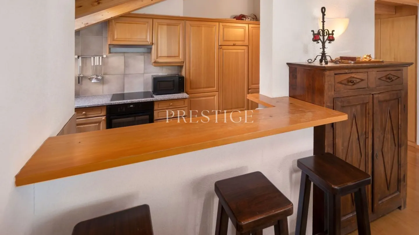 Spacious 5½ room apartment in Crans facing the golf course - Photo 6 of 13