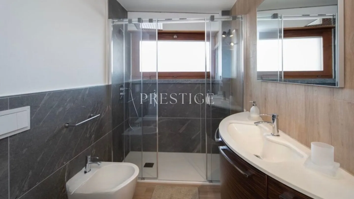 5-room apartment in the center of Crans-Montana - Photo 11 of 13