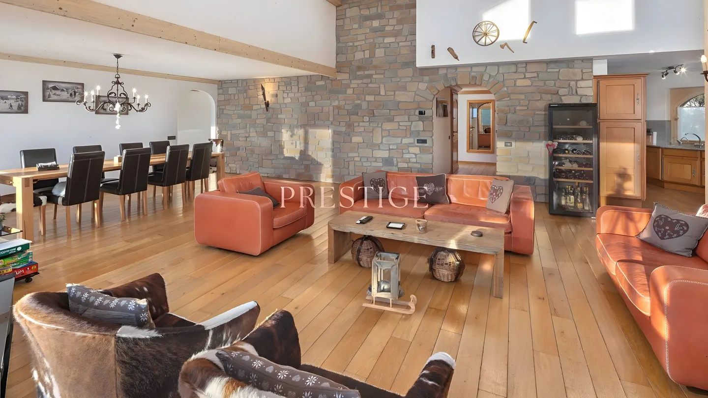 Charming apartment just steps from the center of Crans-Montana - Photo 3 of 13
