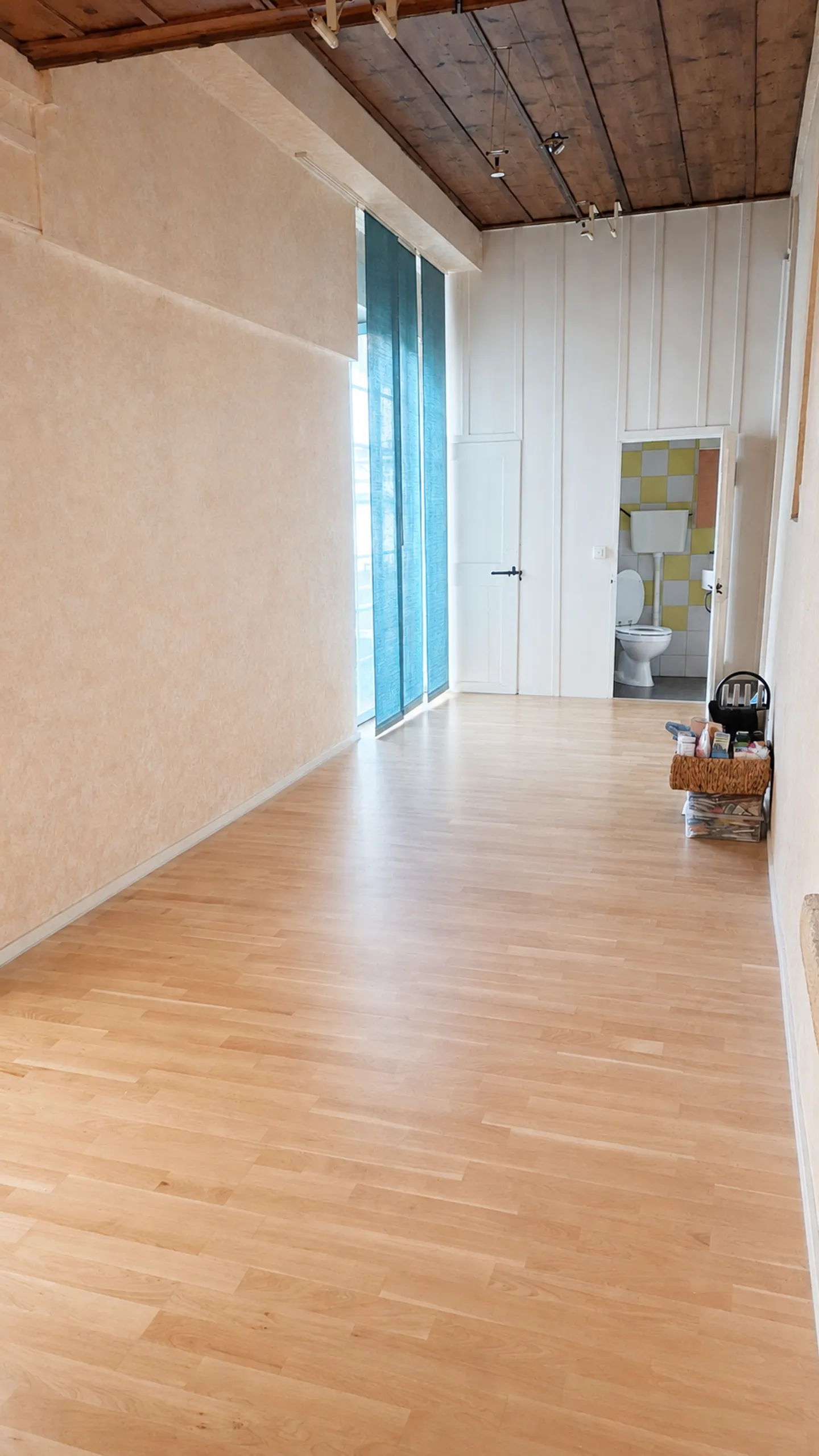 Rustic 6.5-room apartment with garden in the old town of Erlach - Photo 11 of 13