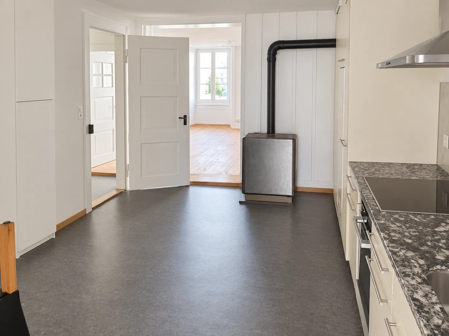 Charmante Wohnung in Erlach - Foto 5 von 6