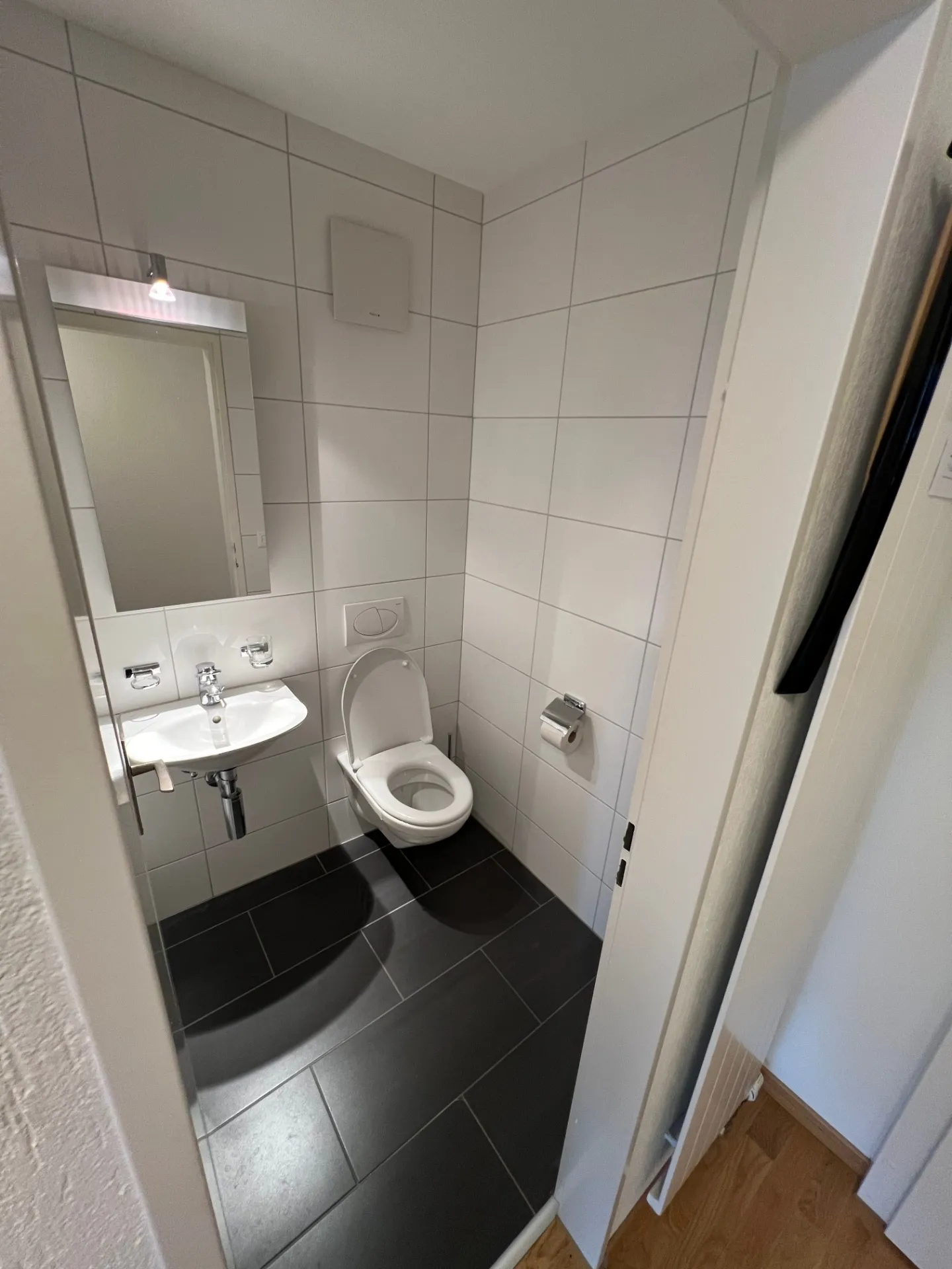 3.5 Zimmerwohnung an bevorzugter Lage in Bassersdorf - Foto 8 di 9