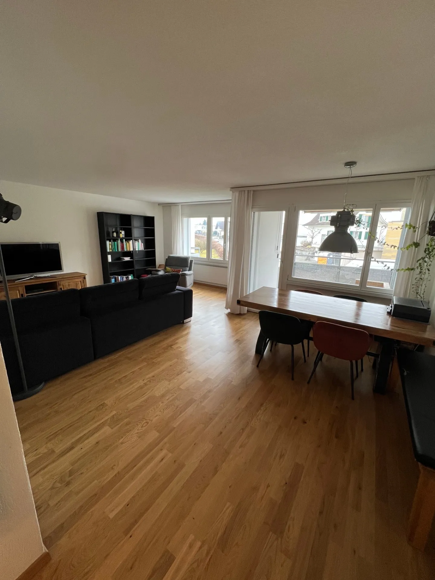 3.5 Zimmerwohnung an bevorzugter Lage in Bassersdorf - Foto 1 di 9