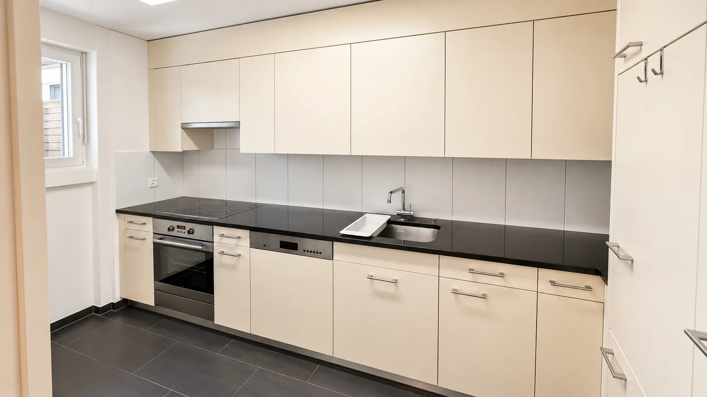 Appartamento 3,5 locali in posizione privilegiata a Bassersdorf - Foto 2 di 9