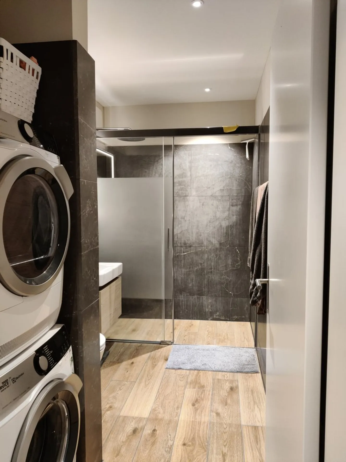 2.5 Zimmerwohnung 3. OG rechts - Foto 4 di 8