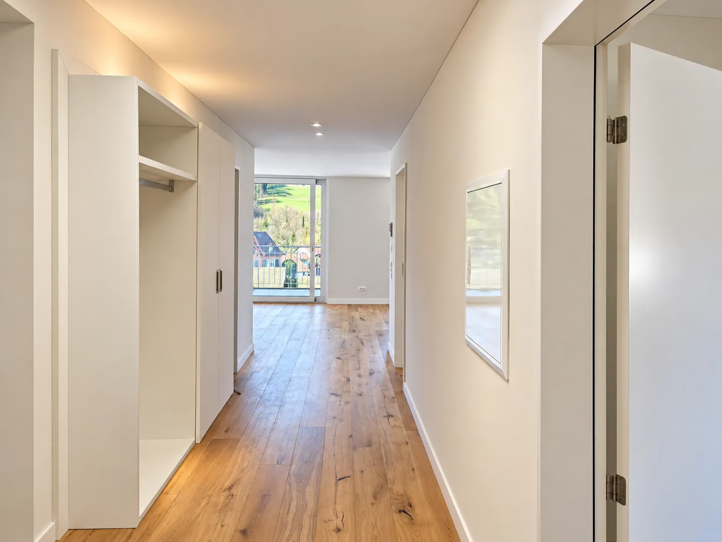 New 3.5-room apartment with balcony on the 4th floor - Photo 6 of 13