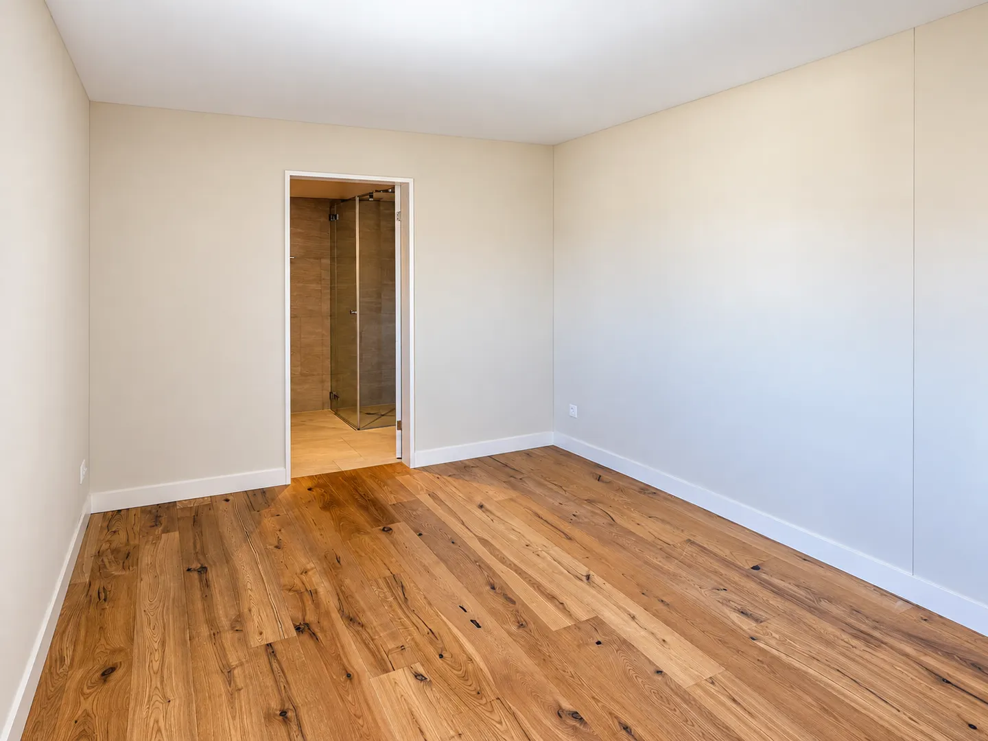 New 3.5-room apartment with balcony on the 4th floor - Photo 8 of 13