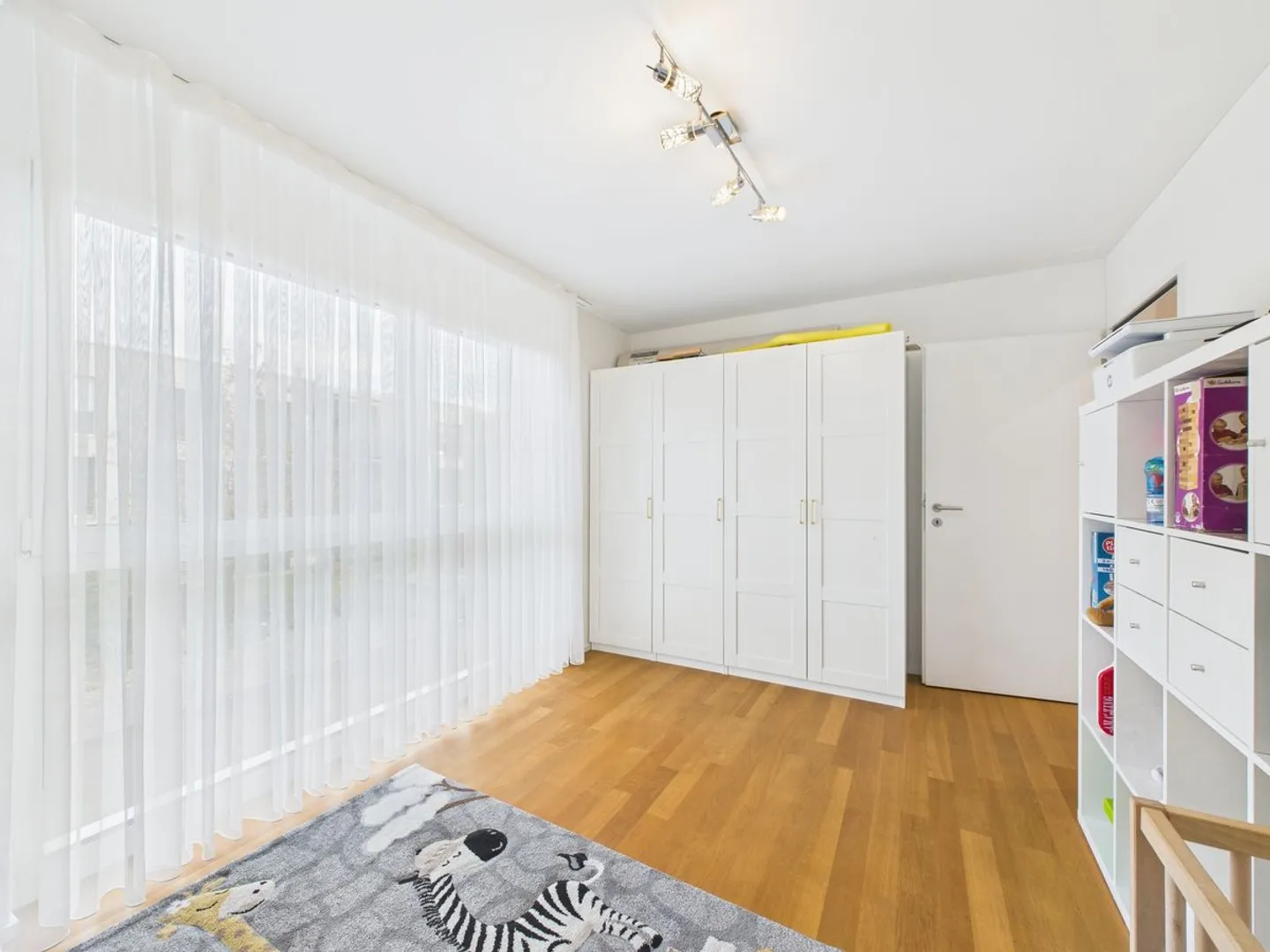 Modern 4.5-Room Apartment with Balcony - Photo 11 of 13