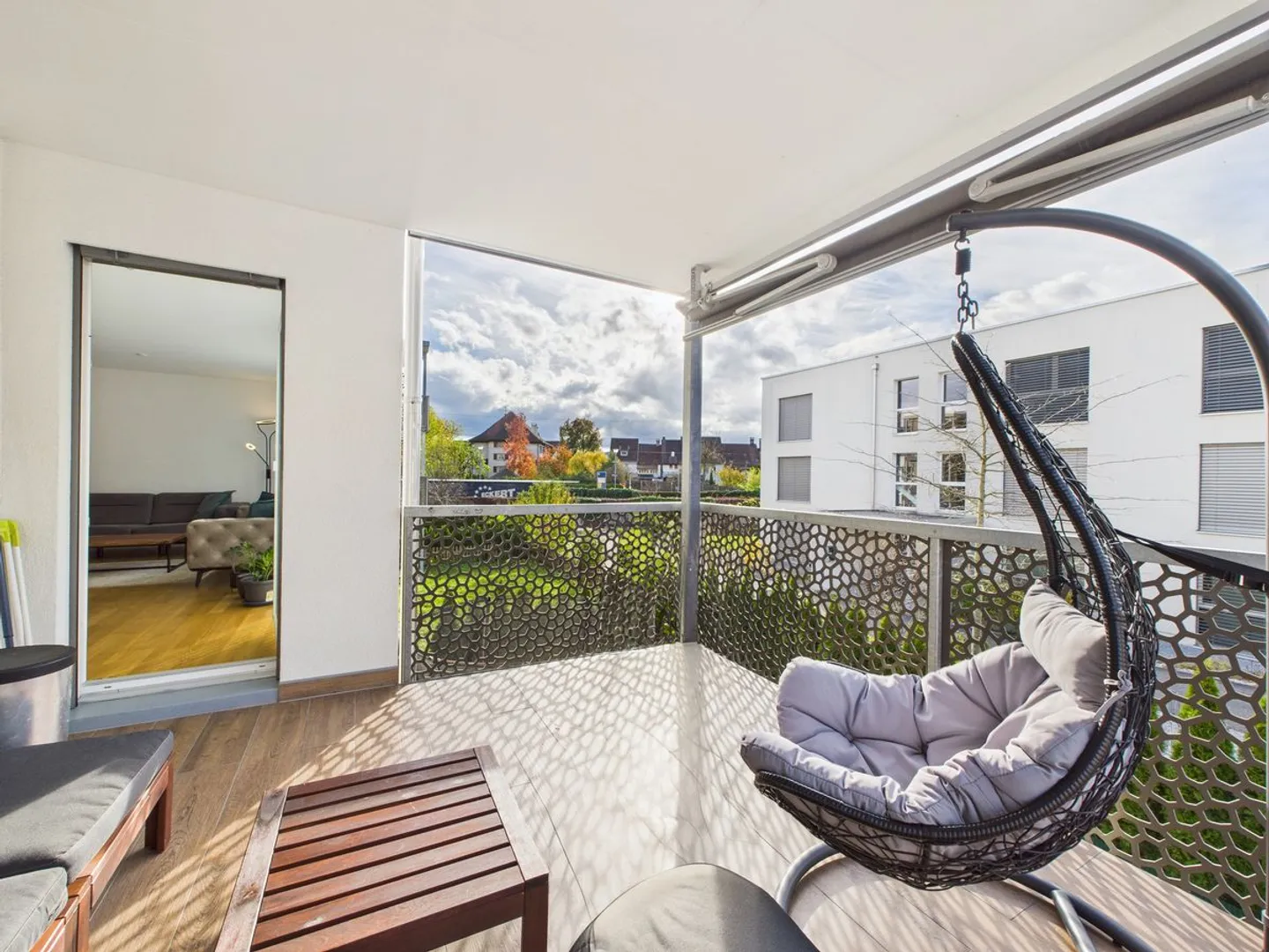 Modern 4.5-Room Apartment with Balcony - Photo 8 of 13