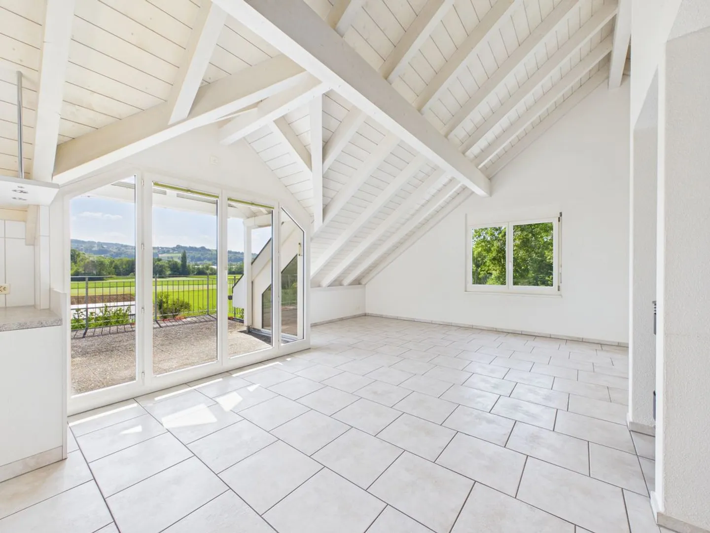 Penthouse exclusif dans un emplacement privilégié non obstrué - Photo 8 sur 13