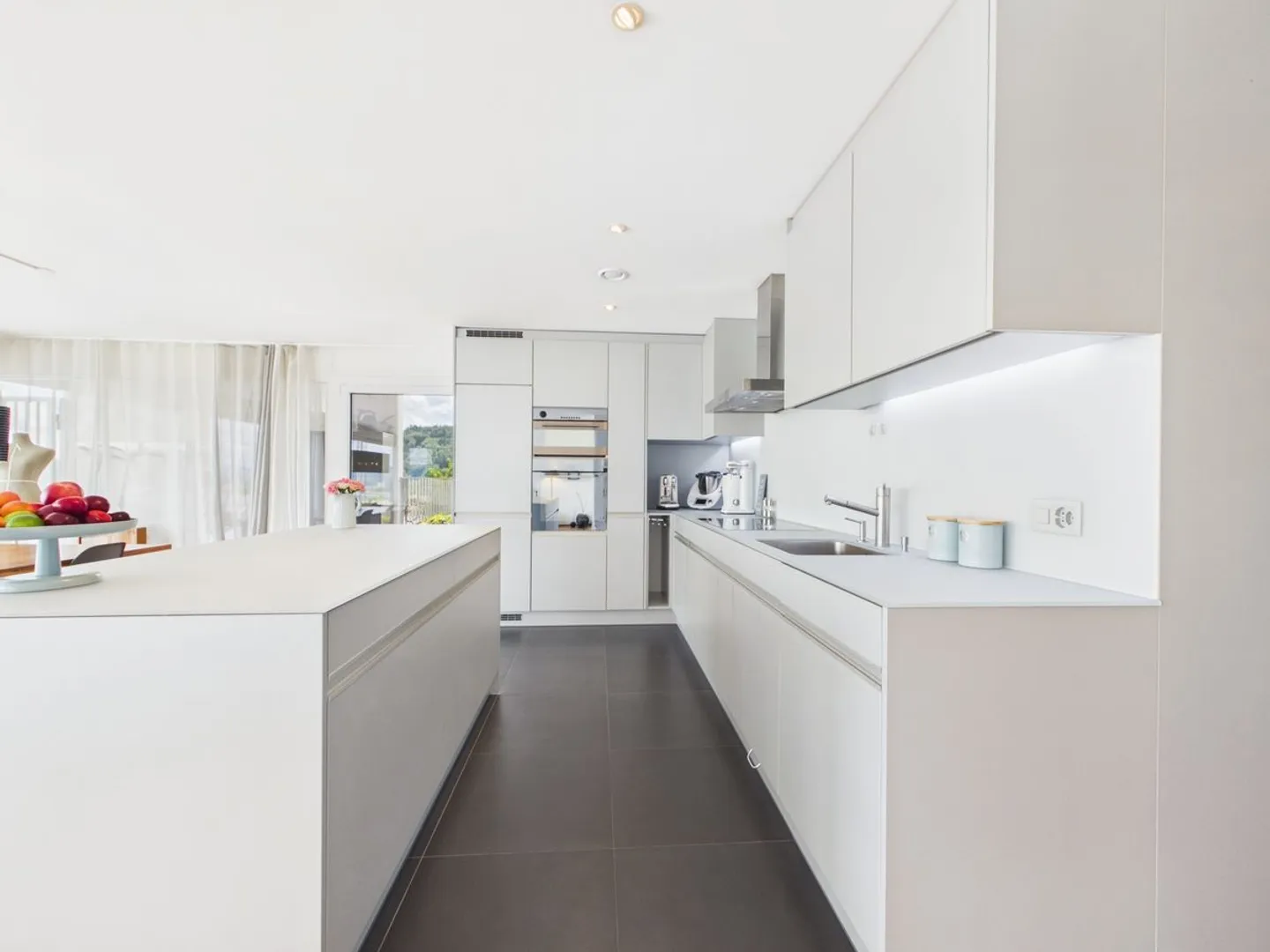 Exklusive Terrassenwohnung mit unverbaubarer Weitsicht - Photo 4 sur 13
