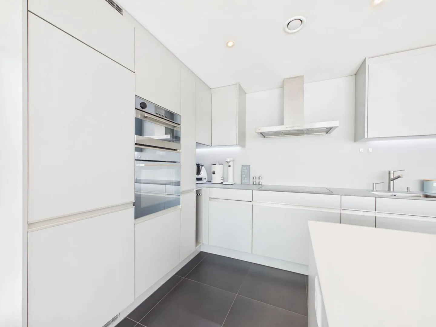Exklusive Terrassenwohnung mit unverbaubarer Weitsicht - Photo 3 sur 13