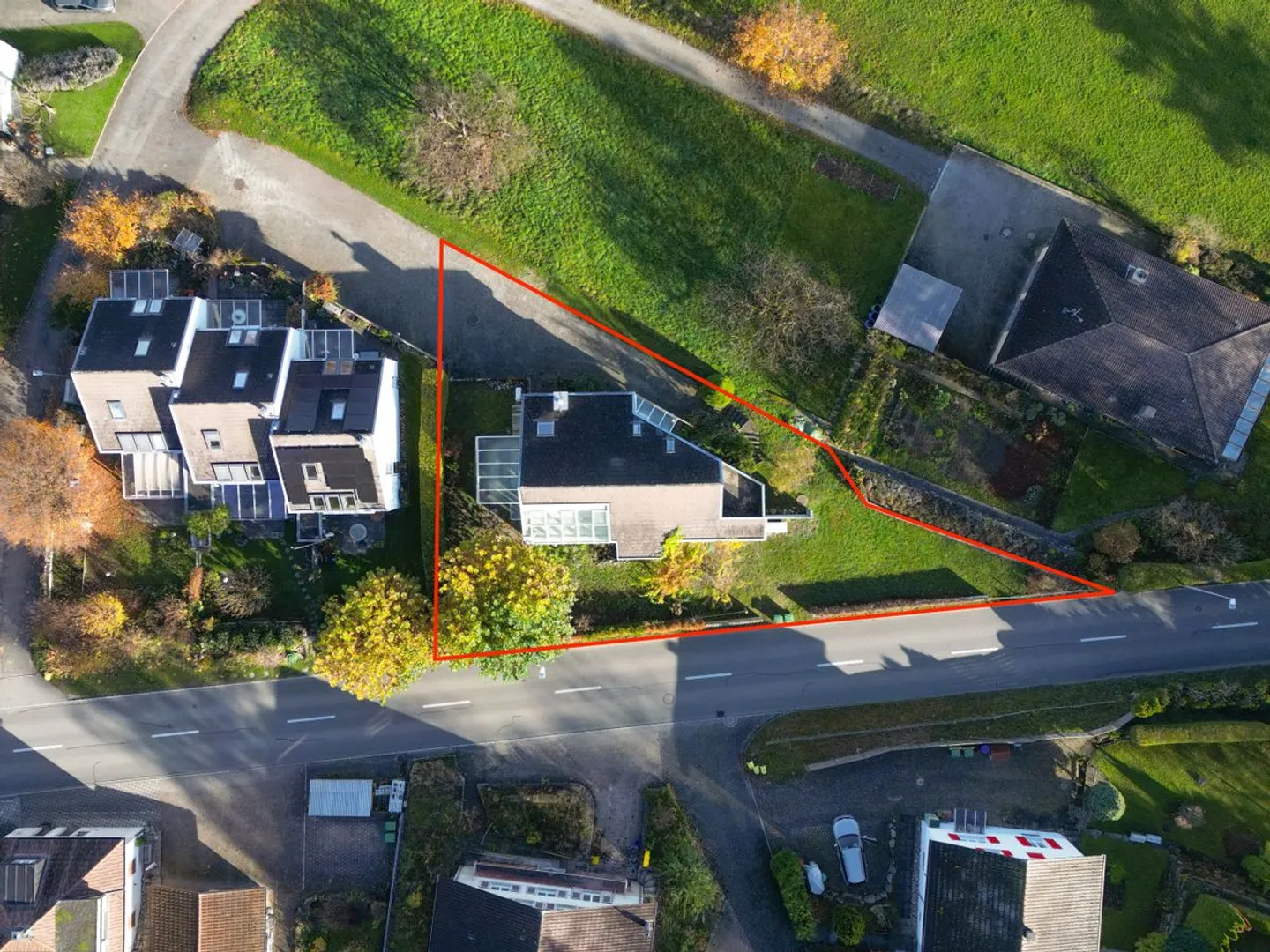 Architectural House with Stunning Views - Photo 3 of 13