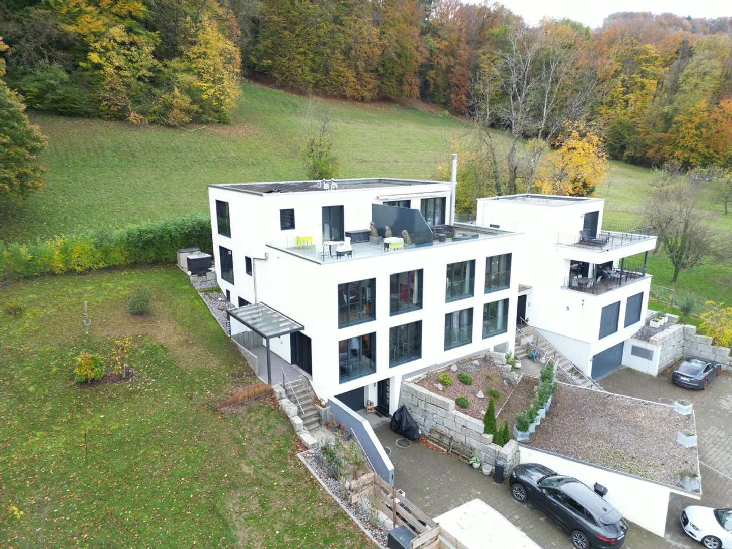 Casa bifamiliare esclusiva con vista sulla frontiera nazionale - Foto 1 di 13