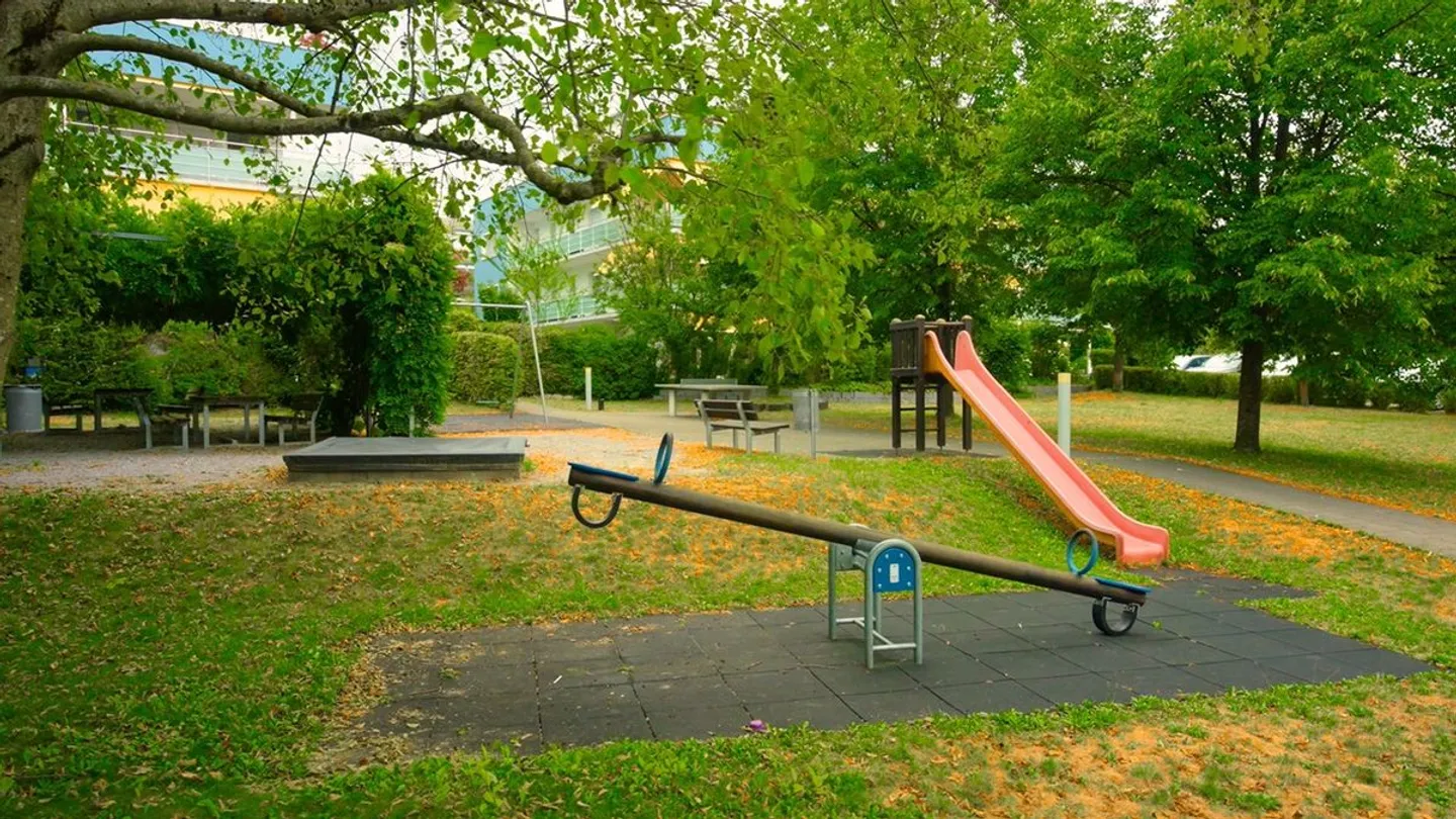 WOHNEN IM SONNENBÜHLQUARTIER - IHR NEUES ZUHAUSE IM SCHÖNSTEN QUARTIER VON DIETLIKON ! - Foto 12 di 13
