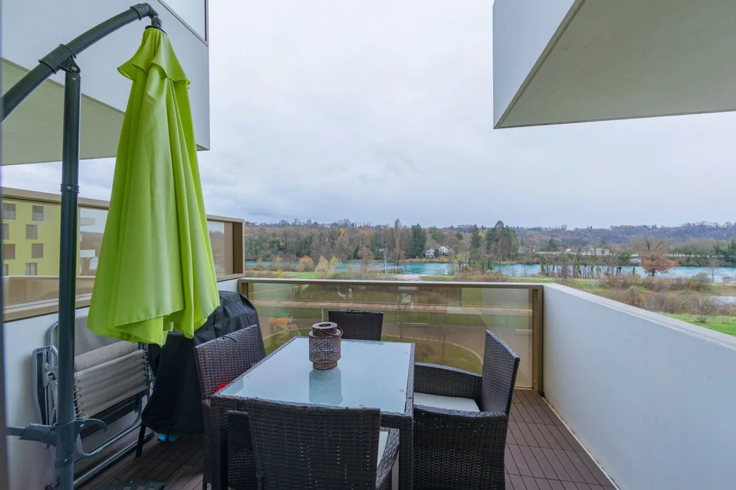 Bright 4-Room Apartment - Photo 10 of 11