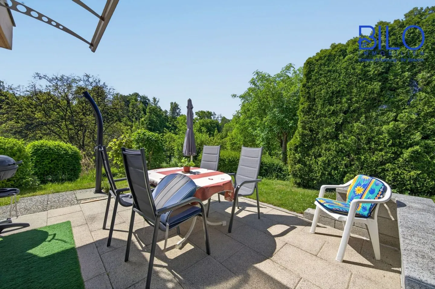 Geräumiges Familienhaus mit Garten - Foto 5 von 13