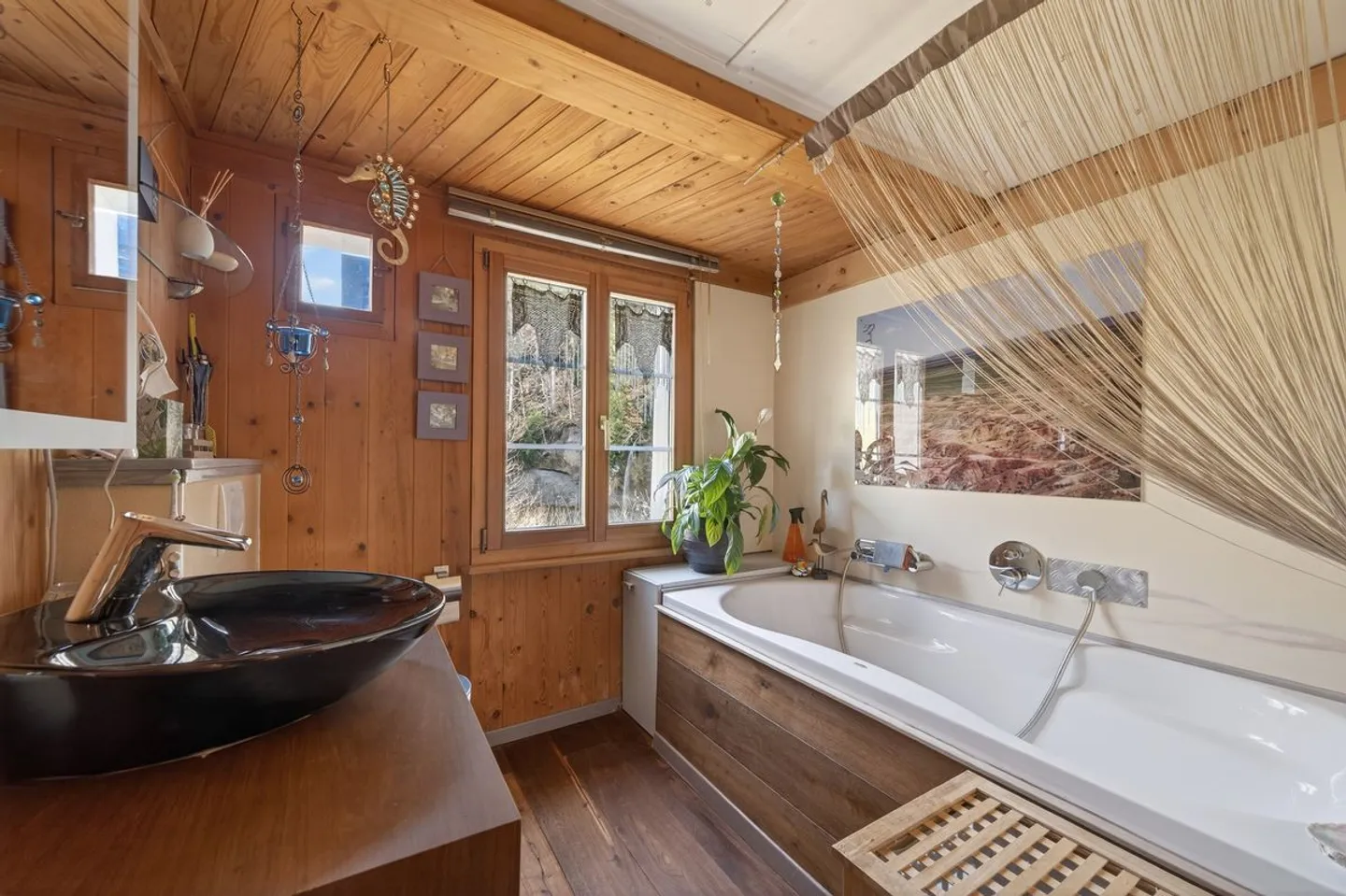 Un'oasi di pace e relax sul Necker con vista sulla cascata - Foto 5 di 13