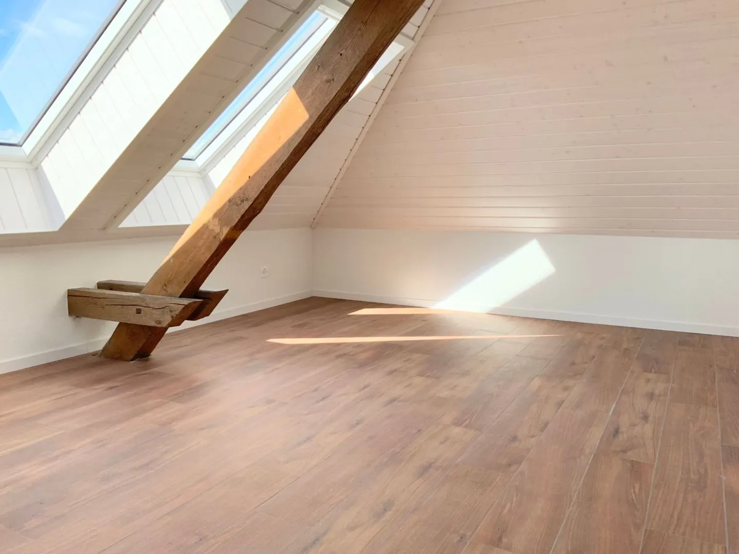 Appartement lumineux 2,5 pièces - Photo 6 sur 7