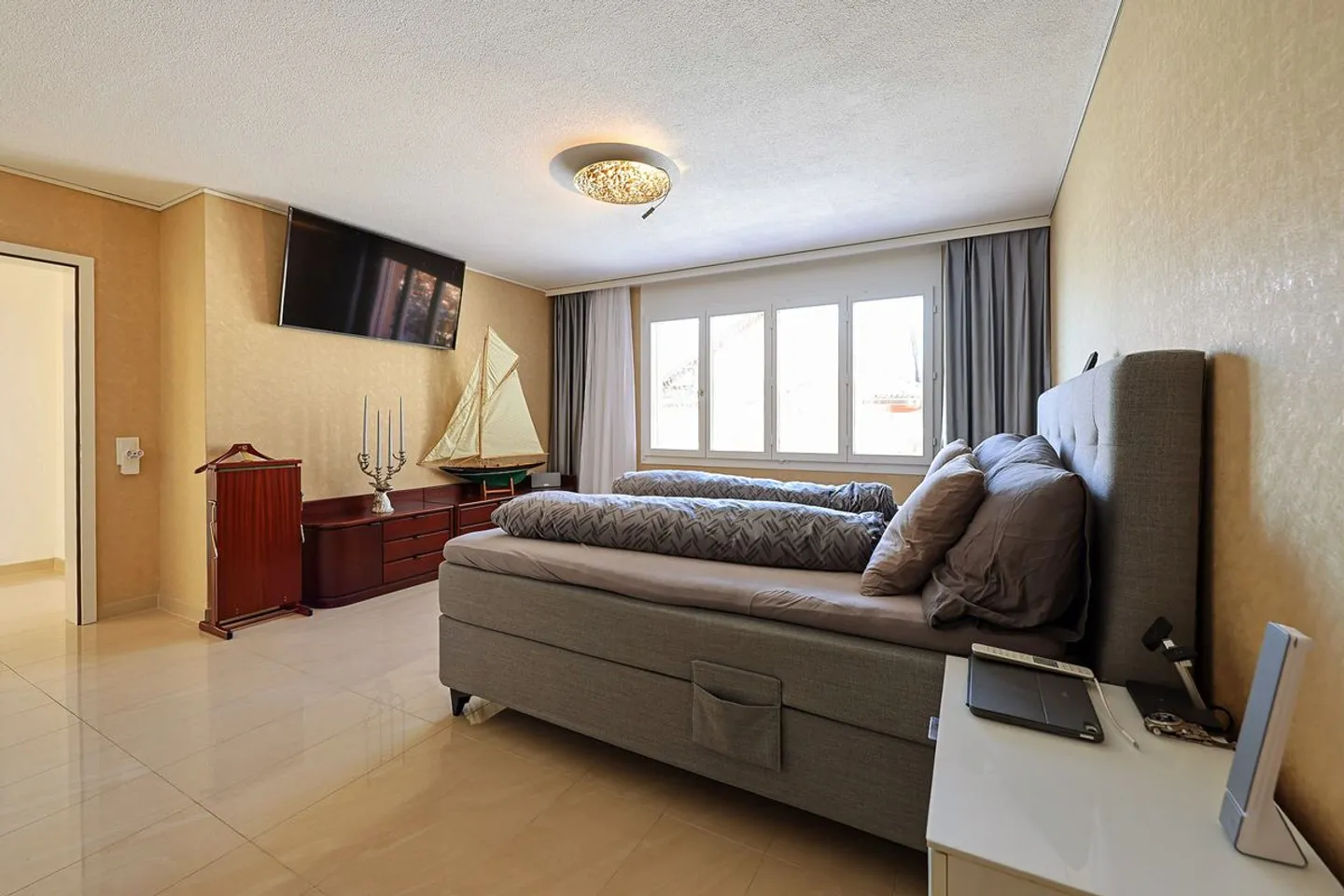 Traumwohnung mit Bergsicht und über 180 m² Aussenbereich - Foto 7 von 13