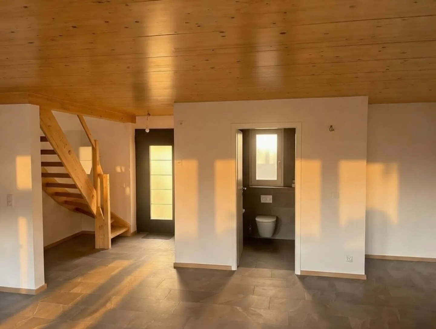 Hochwertige 3,5 Zimmer in ruhiger Lage - Foto 1 von 8