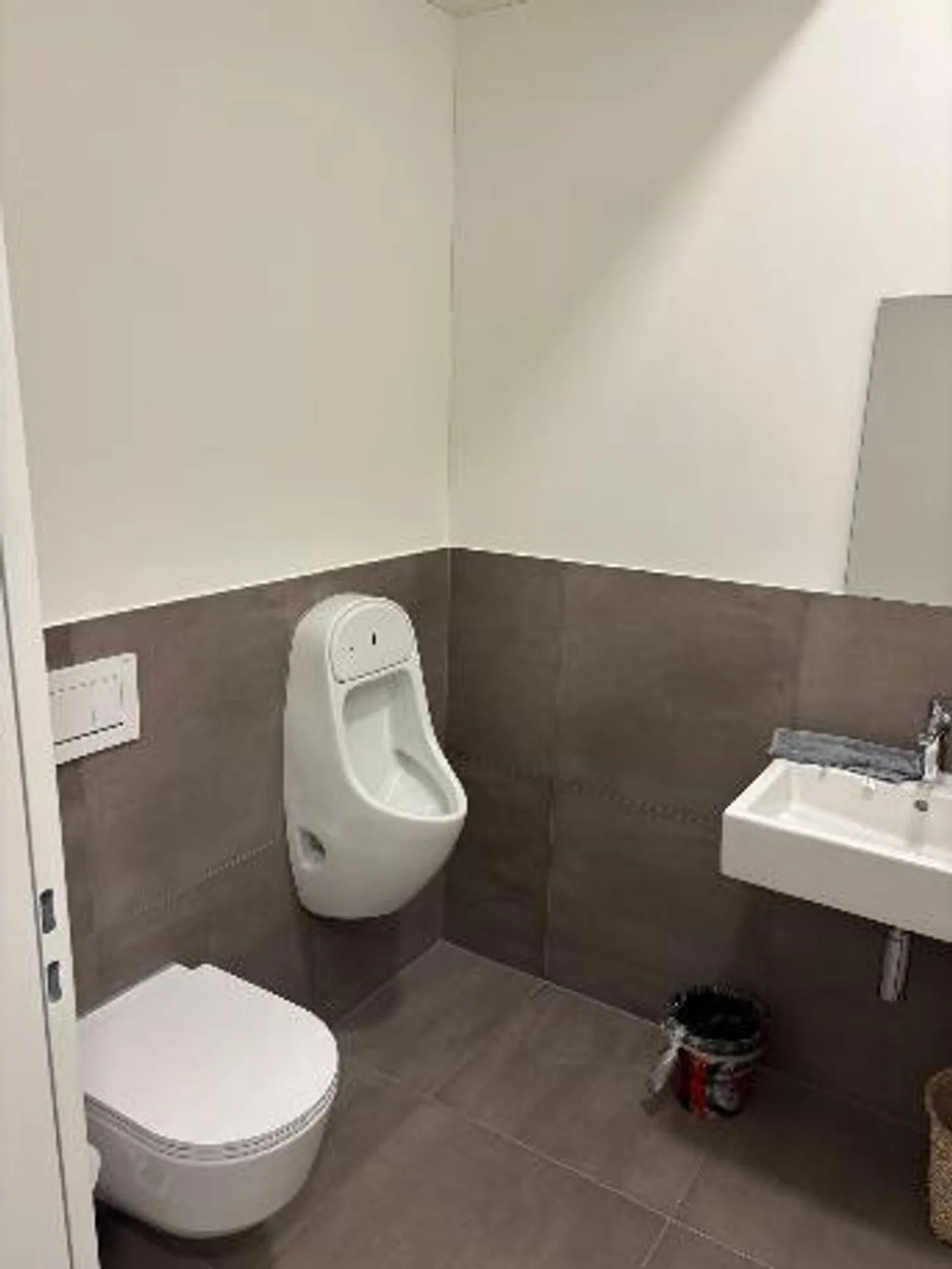 52 m² Lager-/Hobbyraum, neu und zentral, in Seengen mieten - Foto 10 von 13