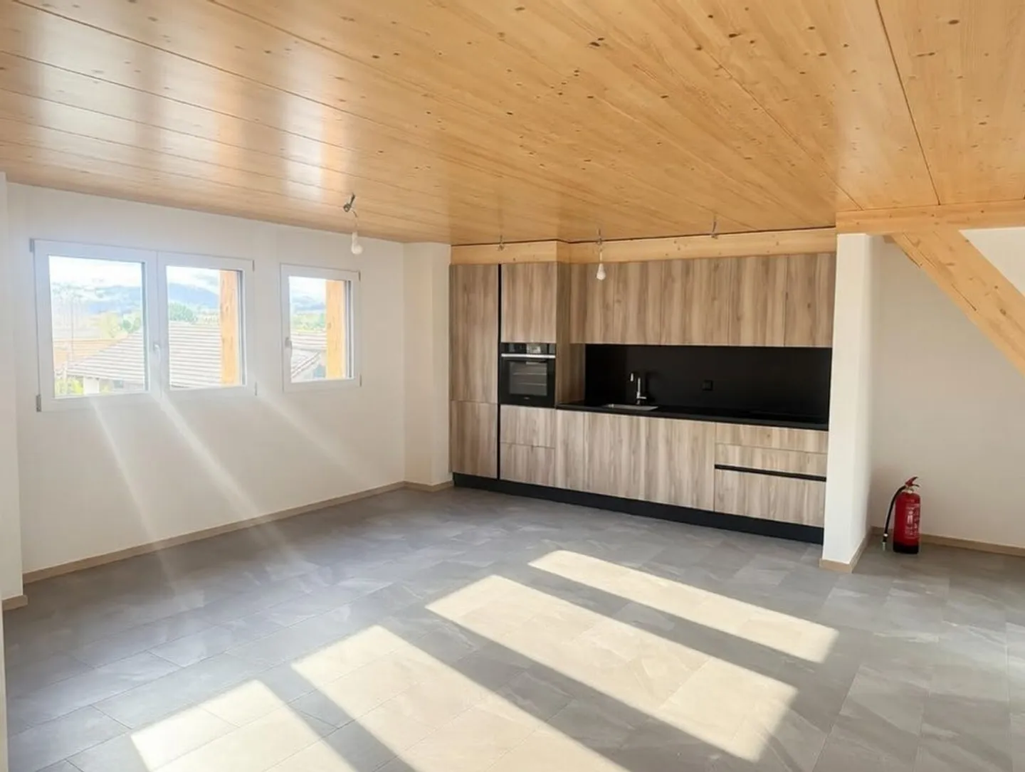 Hochwertige 3,5 Zimmer in ruhiger Lage - Foto 2 von 8