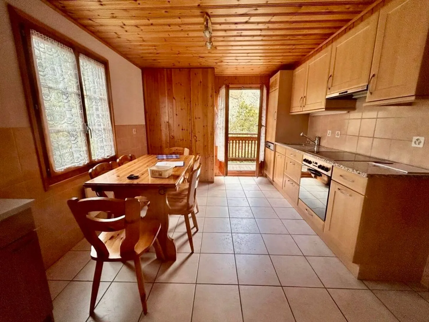 3,5-ZIMMER-WOHNUNG 20 MINUTEN VON DEN SKI PISTEN - Foto 4 von 8