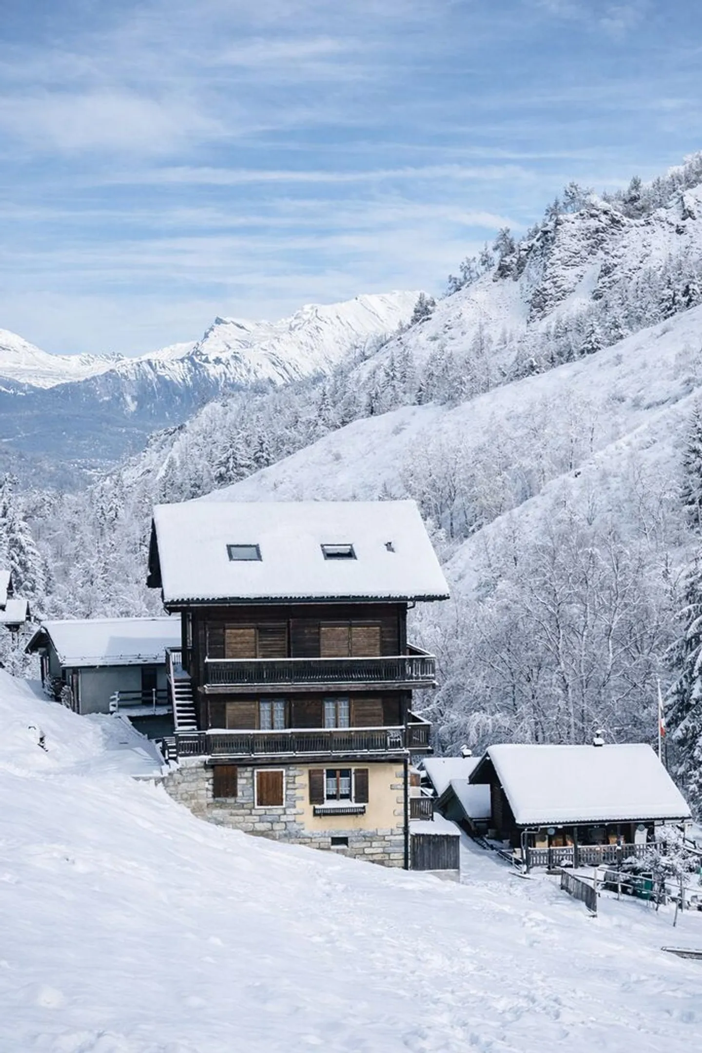 3,5-ZIMMER-WOHNUNG 20 MINUTEN VON DEN SKI PISTEN - Foto 2 von 8