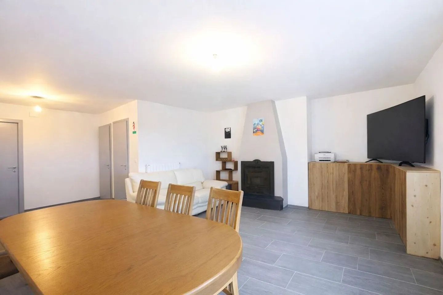 DORFHAUS MIT ERWEITERUNGSMÖGLICHKEITEN - Foto 3 von 8