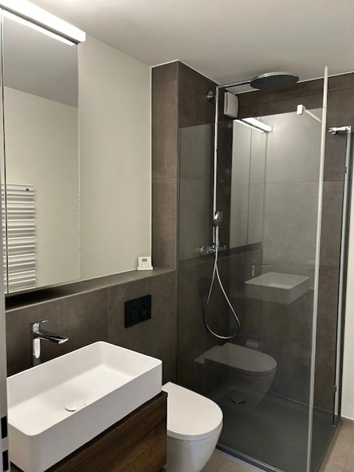 Renovierte 2.5 Zimmerwohnung mit tollem Terrassenbereich &amp; Seeblick - Photo 6 sur 11