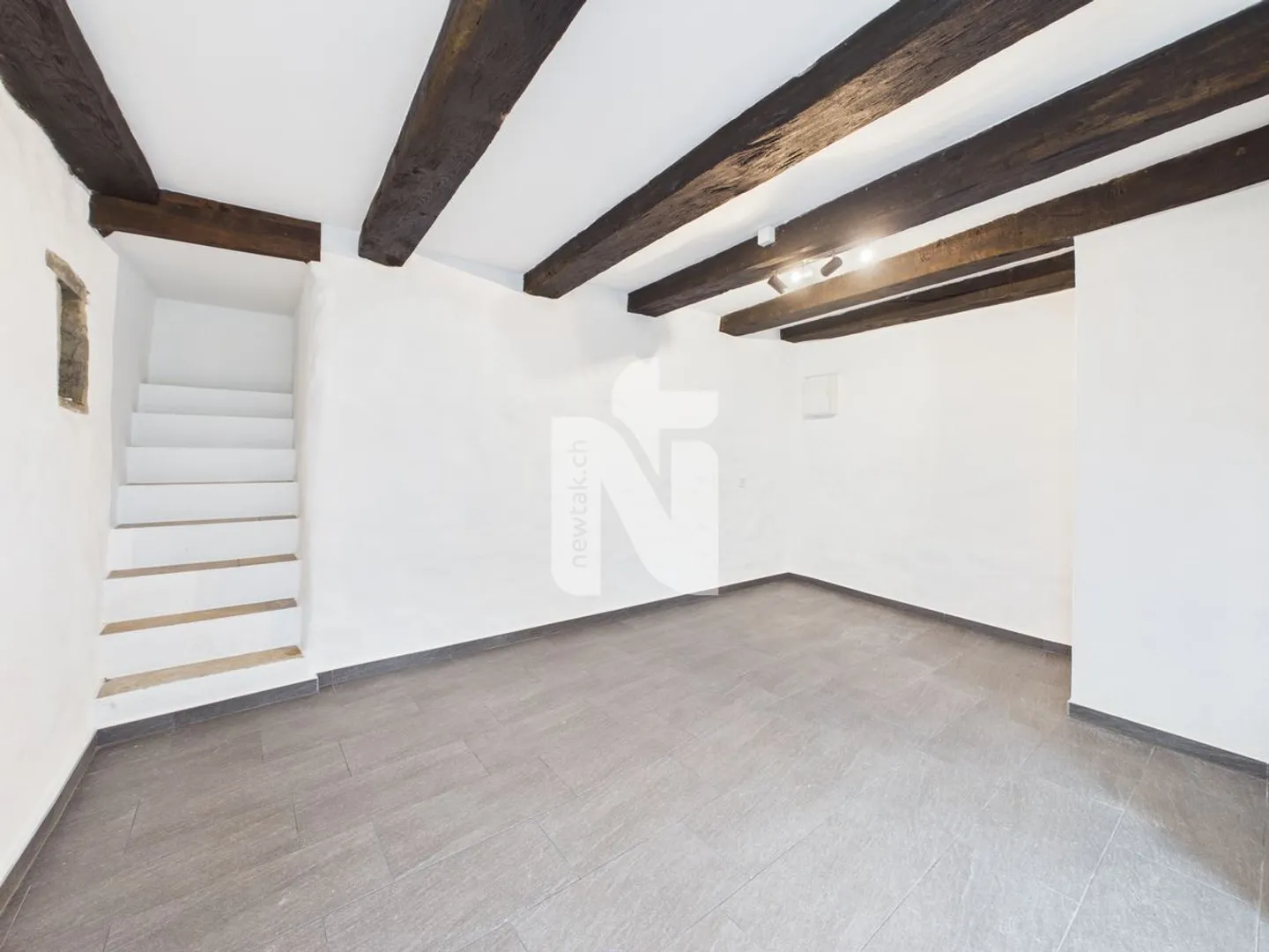 Espace commercial attrayant au Löwenkreisel - idéal comme bureau, atelier, salle de loisirs ou même comme salon, par exemple pour un studio de massage ou de cosmétique - Photo 4 sur 9