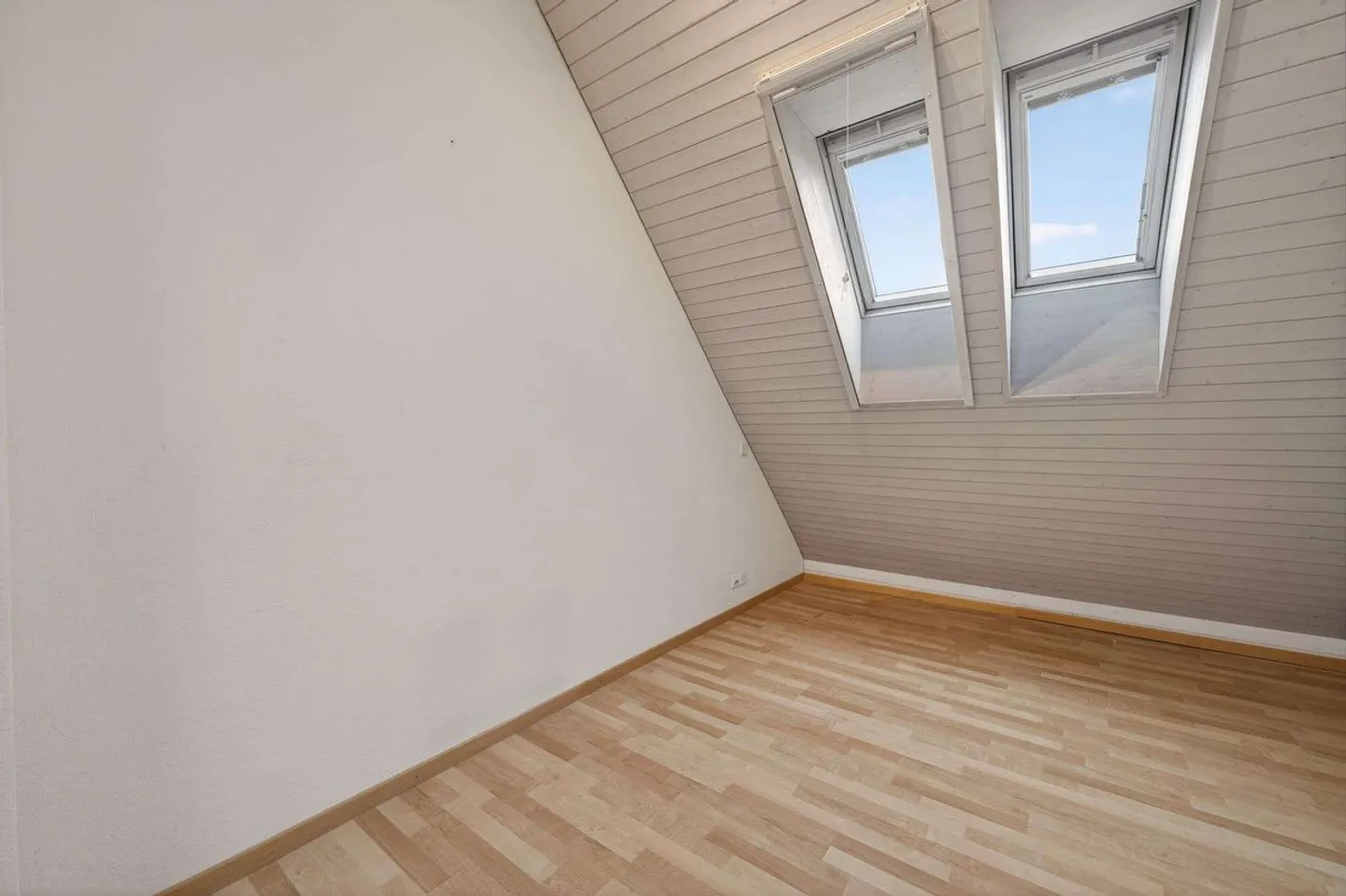 Appartement en Duplex sous les Combles dans un Emplacement Calme et Rural - Photo 13 sur 13