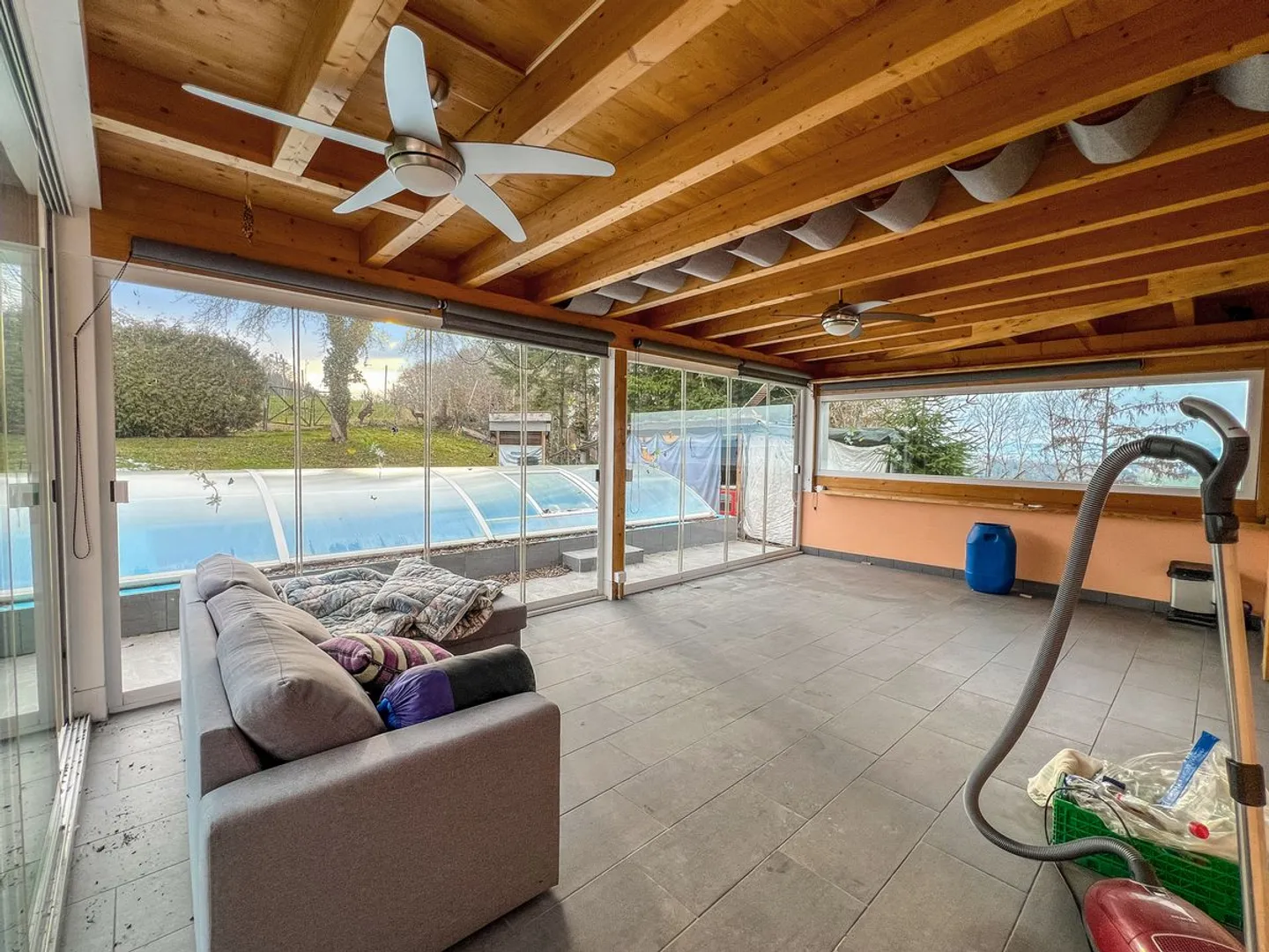 Einfamilienhaus mit Pool und dominanter Aussicht - Foto 5 von 5