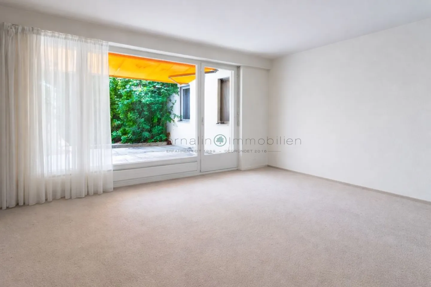 Maison familiale sans circulation de transit - 6,5 pièces avec jardin dans un emplacement calme, ensoleillé et proche de la ville - Photo 12 sur 13