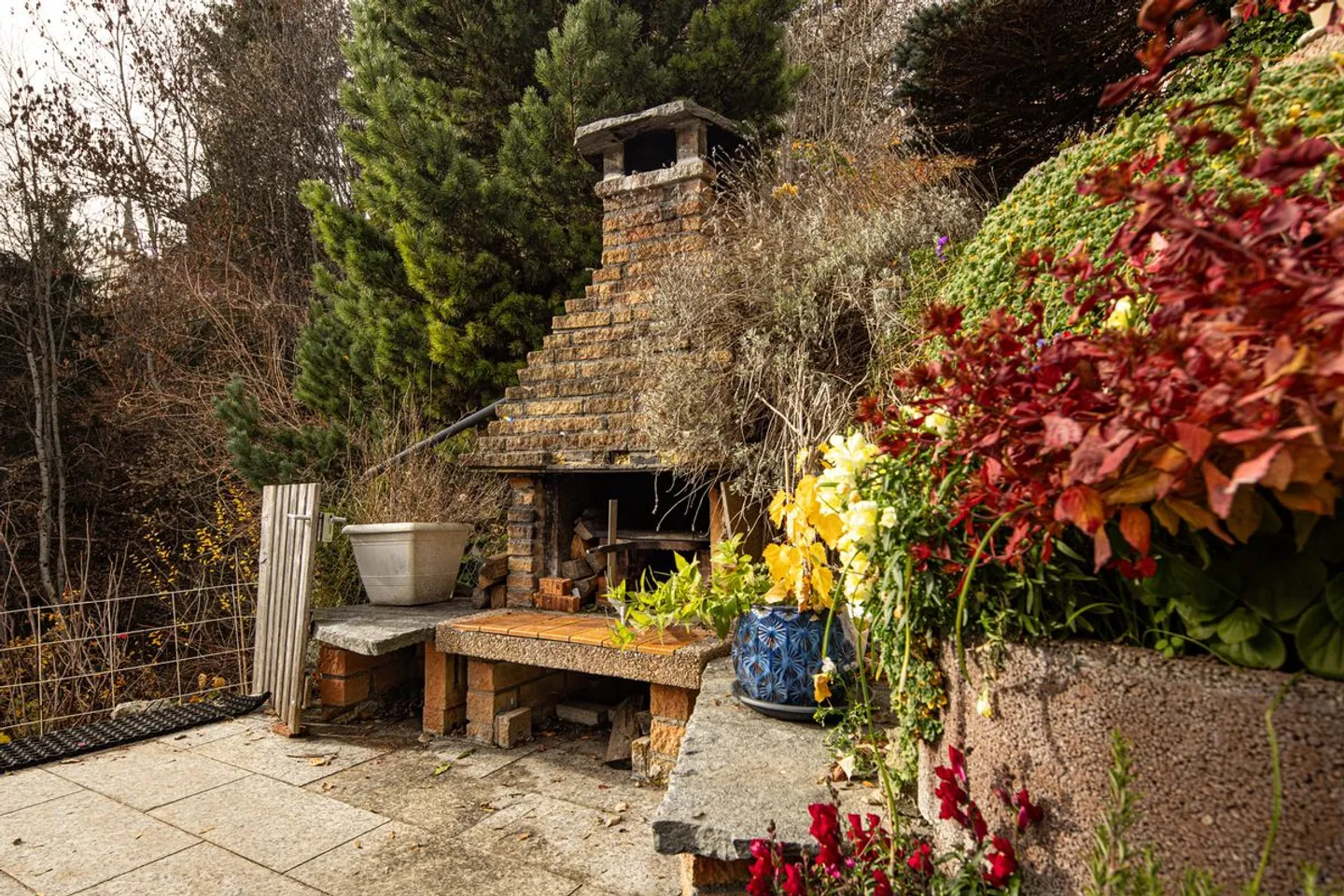 Charmantes Einfamilienhaus mit Panoramaaussicht in die Bündner Berge - Photo 7 sur 13