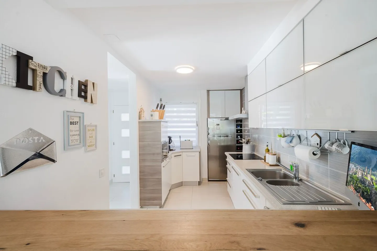 ELEGANCE AND CONTEMPORARY COMFORT? MODERN HOUSE WITH A VIEW IN GUDO - Photo 6 of 13