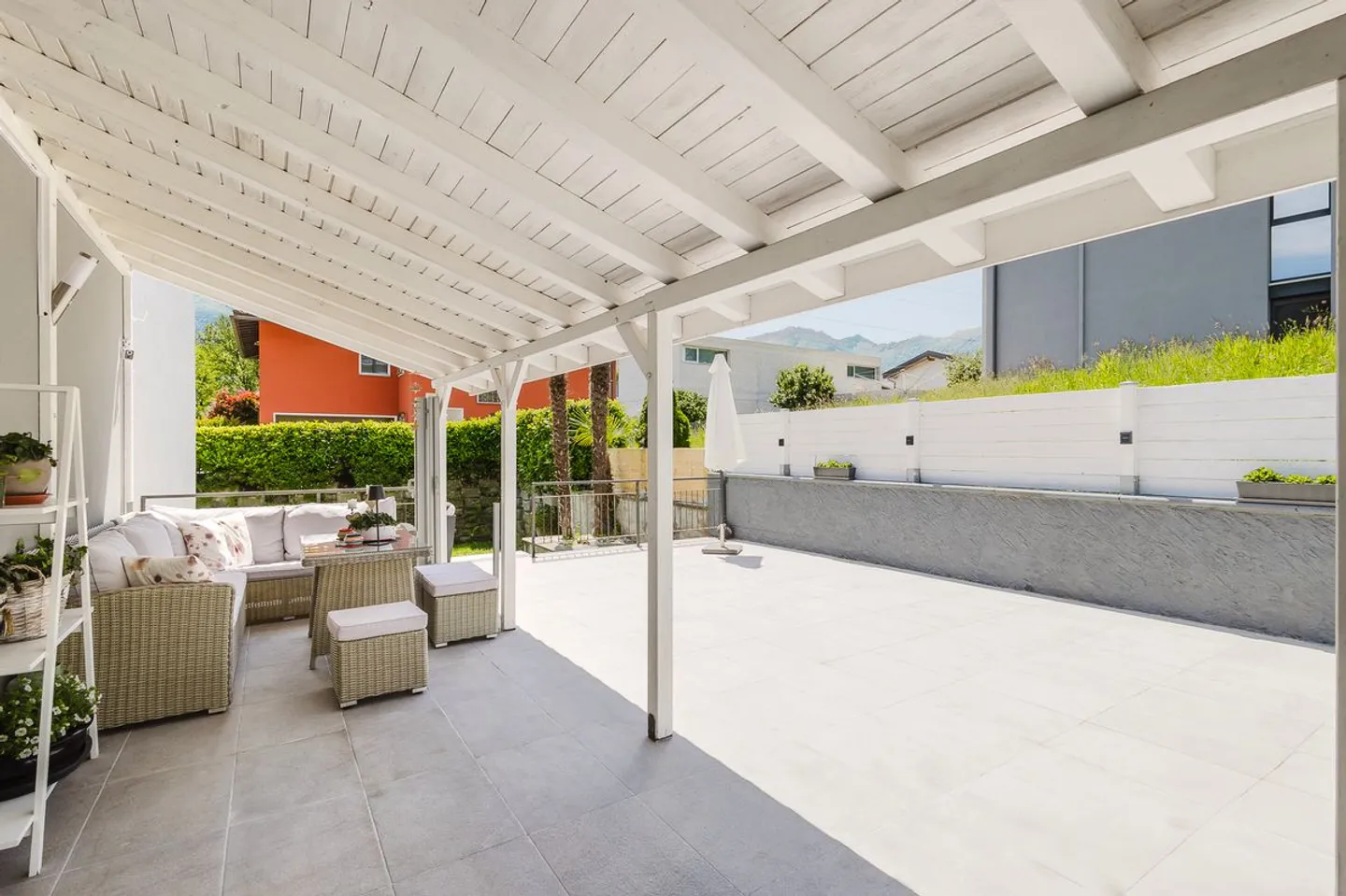 ELEGANCE AND CONTEMPORARY COMFORT? MODERN HOUSE WITH A VIEW IN GUDO - Photo 13 of 13