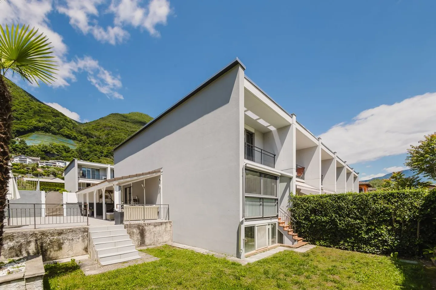 ELEGANCE AND CONTEMPORARY COMFORT? MODERN HOUSE WITH A VIEW IN GUDO - Photo 1 of 13