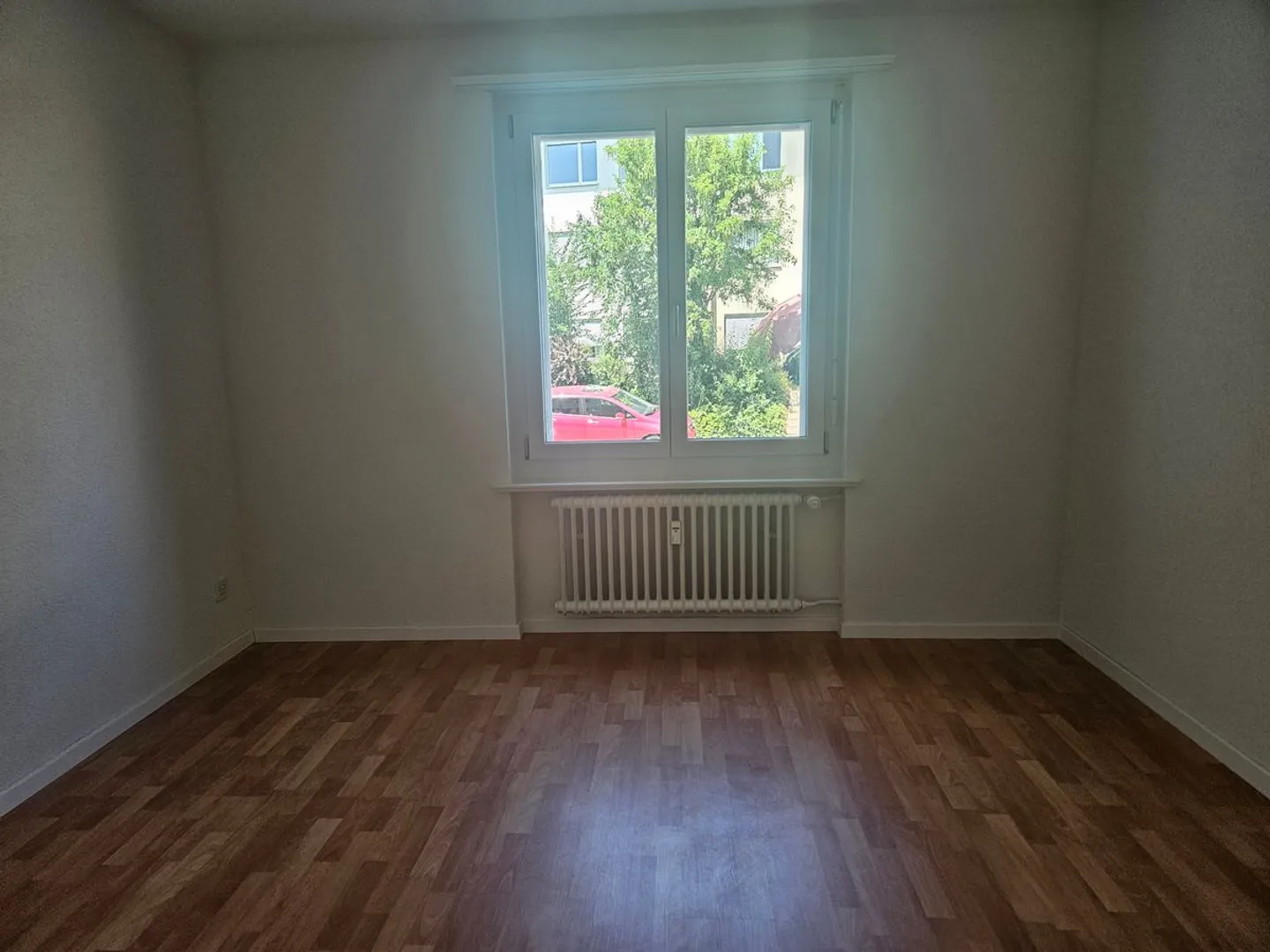 BRIGHT AND SPACIOUS IN A GOOD LOCATION - Photo 11 of 11