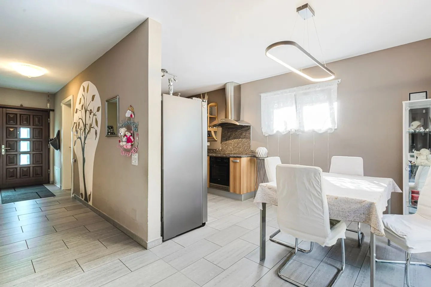 Modern single-family house with garden in Giubiasco - Photo 2 of 13