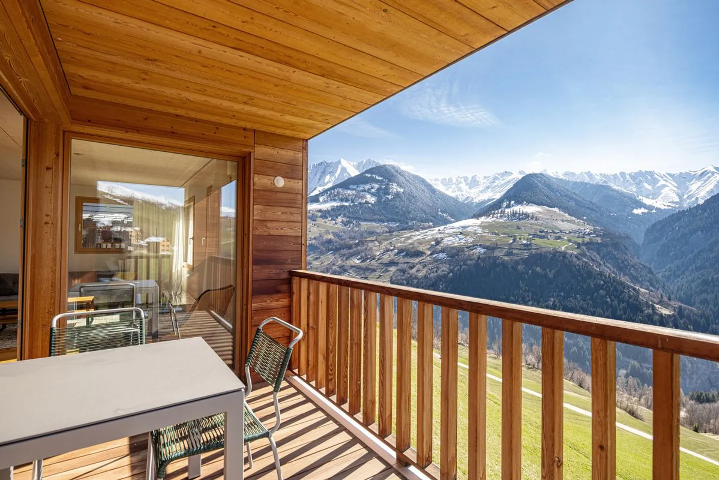 Attractive 3.5 Room Maisonette Apartment - Photo 6 of 13