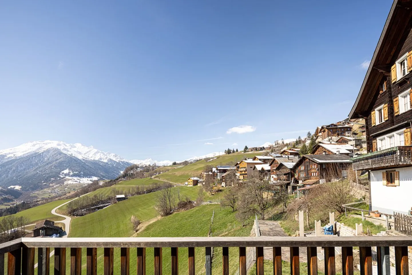 Attractive 3.5 Room Maisonette Apartment - Photo 7 of 13