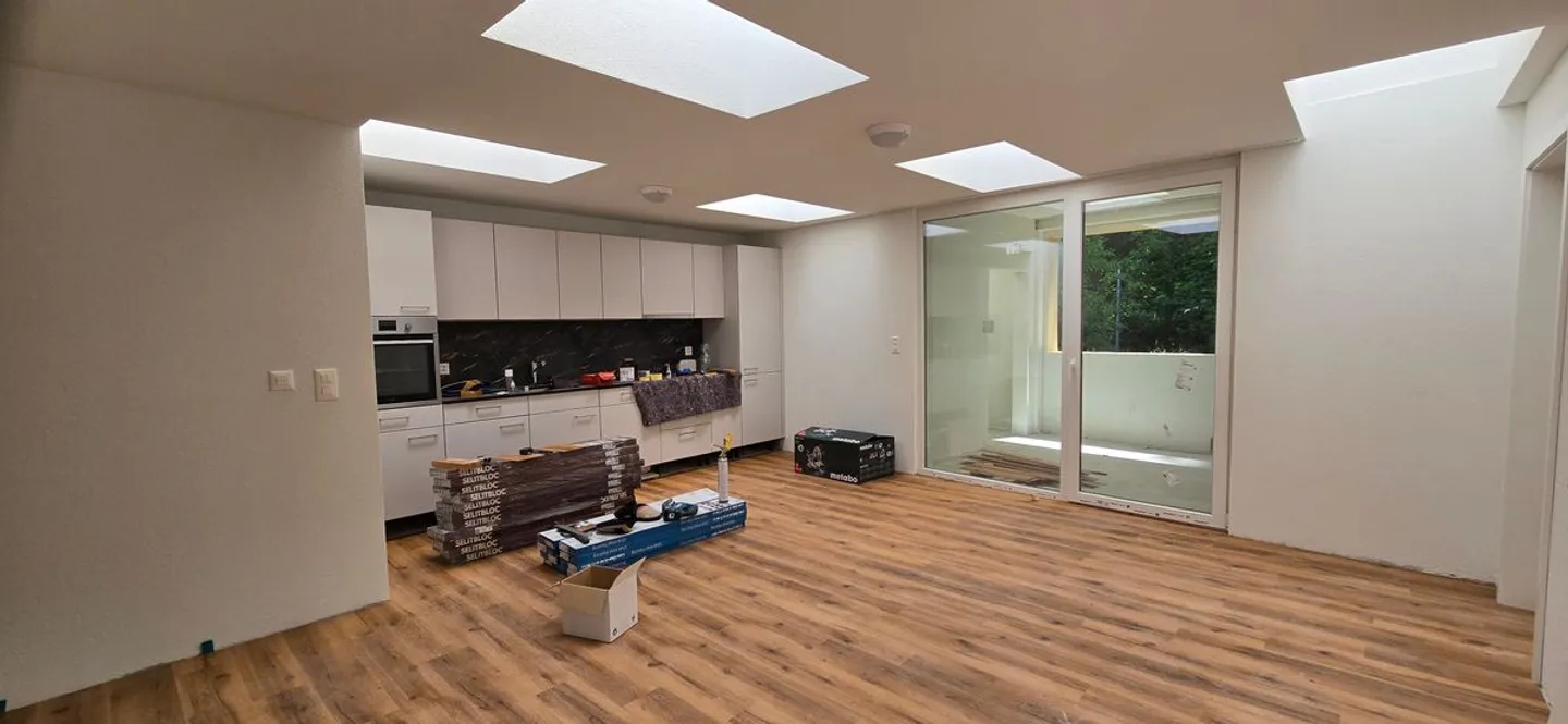 Modernes Apartment mit grosser Terrasse - Foto 6 von 9