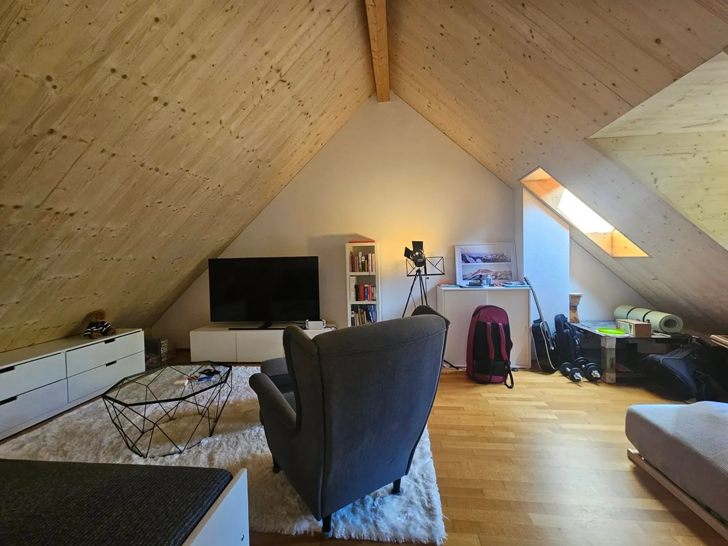 Charmantes Einfamilienhaus mit Garten - Foto 9 von 13